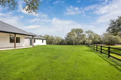 1109 County Road 157, Columbus, TX 78934 - Photo 30