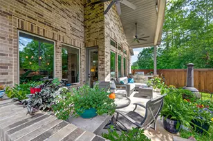 9979 Pebble Glen Dr, Conroe, TX 77304 - Photo 44