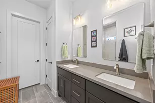 9979 Pebble Glen Dr, Conroe, TX 77304 - Photo 34