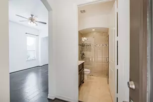 10 Silent Way Dr, Sugar Land, TX 77498 - Photo 36