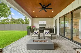 934 W 43rd St, Houston, TX 77018 - Photo 44
