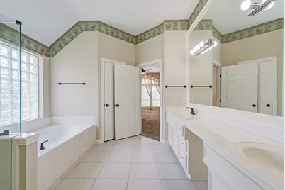 10326 Park Meadow Drive, Houston, TX 77089 - Photo 34