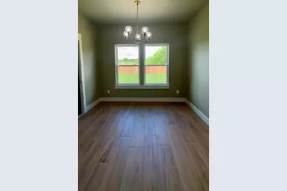 5705 Essie Lane, Beaumont, TX 77713 - Photo 10