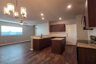 9860 Grosbeak Ln, Magnolia, TX 77354 - Photo 4