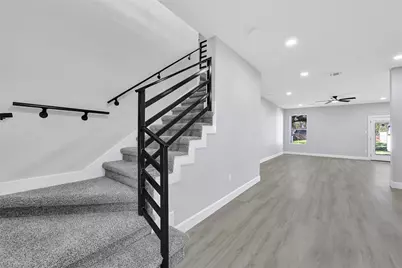 9026 Lawncliff Lane, Houston, TX 77040 - Photo 6