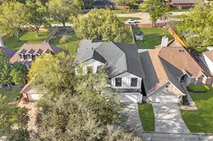 9026 Lawncliff Ln, Houston, TX 77040 - Photo 42