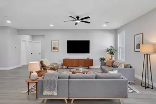 9026 Lawncliff Ln, Houston, TX 77040 - Photo 10