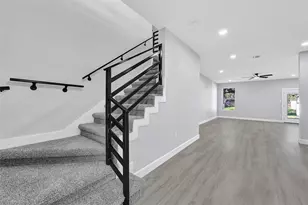 9026 Lawncliff Ln, Houston, TX 77040 - Photo 6