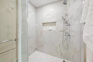 1446 Pirates Cove, Houston, TX 77058 - Photo 22