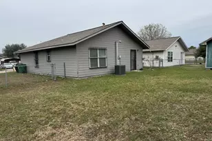 9730 Linares Dr, Houston, TX 77078 - Photo 6