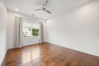 2240 Shakespeare Street, Houston, TX 77030 - Photo 28