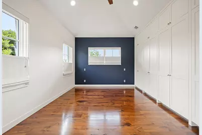 2240 Shakespeare Street, Houston, TX 77030 - Photo 32