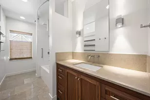 2240 Shakespeare St, Houston, TX 77030 - Photo 38