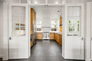 2240 Shakespeare St, Houston, TX 77030 - Photo 18