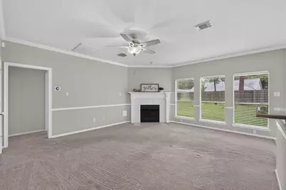 111 Pine Manor Drive, Conroe, TX 77385 - Photo 12