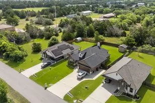 3681 Rabbit Ln, Bryan, TX 77808 - Photo 10