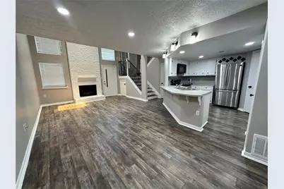 54 Evanston Street #5, Houston, TX 77015 - Photo 2