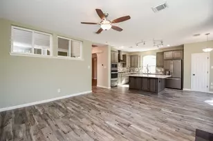 12869 Kingsbridge Ln, Houston, TX 77077 - Photo 14