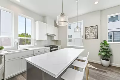 2708 Grand Fountains Drive #F, Houston, TX 77054 - Photo 8