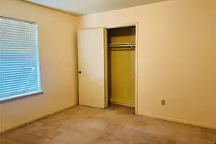12614 Hunting Briar Dr, Houston, TX 77099 - Photo 8