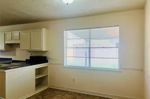 12614 Hunting Briar Dr, Houston, TX 77099 - Photo 6