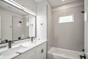 2042 W Tidwell Rd, Houston, TX 77091 - Photo 26