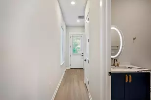 2042 W Tidwell Rd, Houston, TX 77091 - Photo 4