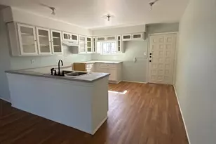 409 S Avenue C, Freeport, TX 77541 - Photo 8