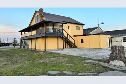 409 S Avenue C, Freeport, TX 77541 - Photo 6