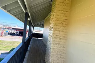 409 S Avenue C, Freeport, TX 77541 - Photo 12