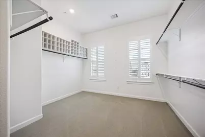 827 Dunleigh Meadows Lane Lane, Houston, TX 77055 - Photo 14