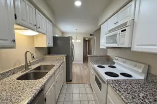 2120 Wilcrest Dr, Houston, TX 77042 - Photo 12