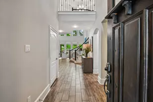 5306 Linden Field Ct, Sugar Land, TX 77479 - Photo 4