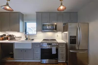 3201 Westridge Street #A, Houston, TX 77025 - Photo 10