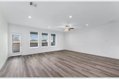 13436 Sombrero Cay Drive, Houston, TX 77047 - Photo 14