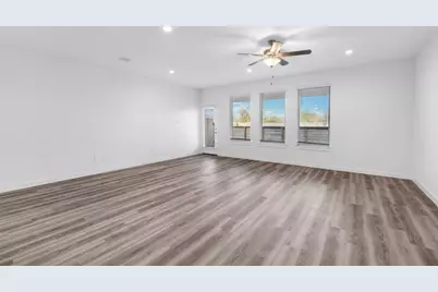 13436 Sombrero Cay Drive, Houston, TX 77047 - Photo 8