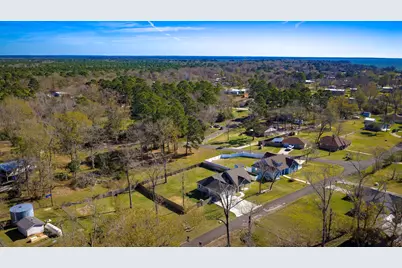 308 Resort Drive, Livingston, TX 77351 - Photo 34