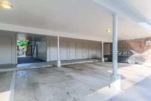 7575 Katy Fwy, Houston, TX 77024 - Photo 18