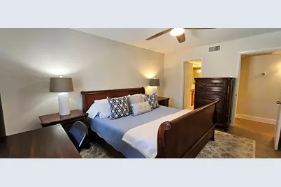 7575 Katy Freeway #143, Houston, TX 77024 - Photo 30
