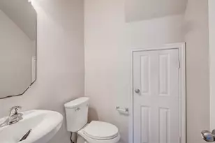 8743 Thistlemoor Ln, Houston, TX 77044 - Photo 4