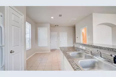 8743 Thistlemoor Lane, Houston, TX 77044 - Photo 6