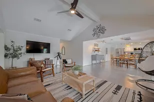 9526 Sandy Ln, Manvel, TX 77578 - Photo 10
