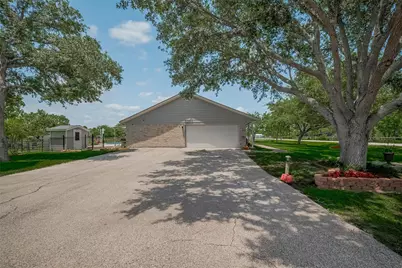 9526 Sandy Lane, Manvel, TX 77578 - Photo 30