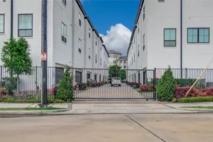 2818 Grand Fountains Dr, Houston, TX 77054 - Photo 34