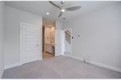2818 Grand Fountains Drive #B, Houston, TX 77054 - Photo 28