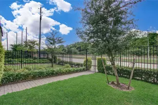 2818 Grand Fountains Dr, Houston, TX 77054 - Photo 36