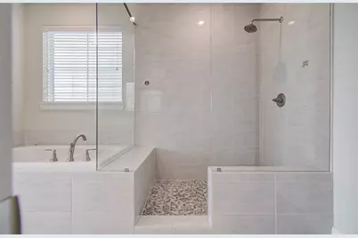 2818 Grand Fountains Drive #B, Houston, TX 77054 - Photo 22