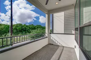 2818 Grand Fountains Dr, Houston, TX 77054 - Photo 18