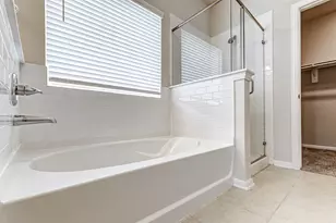 10511 Snowy Ridge Ln, Rosharon, TX 77583 - Photo 16