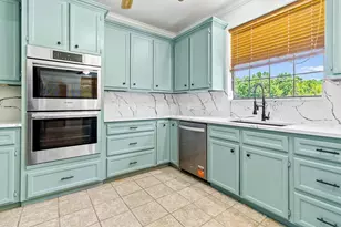 560 Lake Grove Dr, Coldspring, TX 77331 - Photo 8